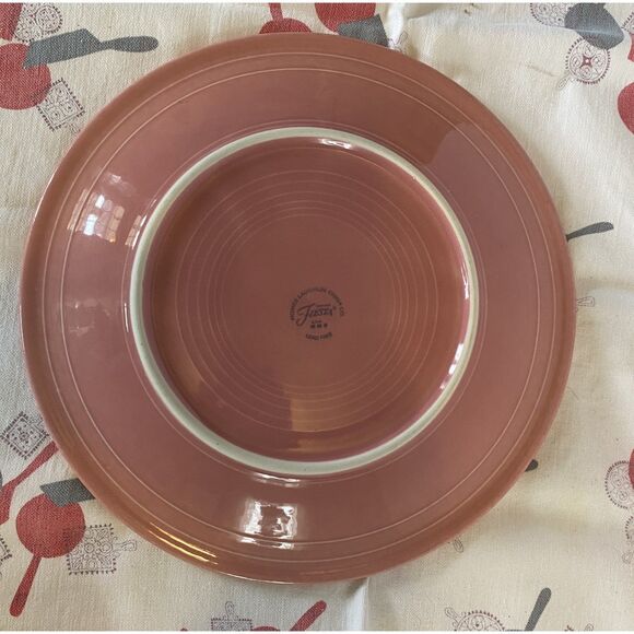 Fiestaware 2 Retired Rose 10 ½” Inch Classic Rim Dinner Plates - Picture 5 of 9
